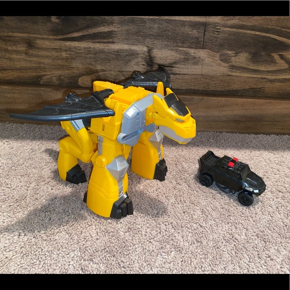 Transformers - Picture 3 of 5